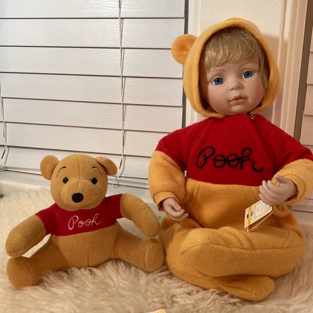 Ashton-Drake “You Need a Hug, Pooh” Doll